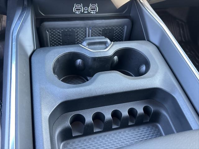 2026 RAM Ram 5500 Chassis Cab RAM 5500 BIG HORN CHASSIS CREW CAB 4X4 60 CA