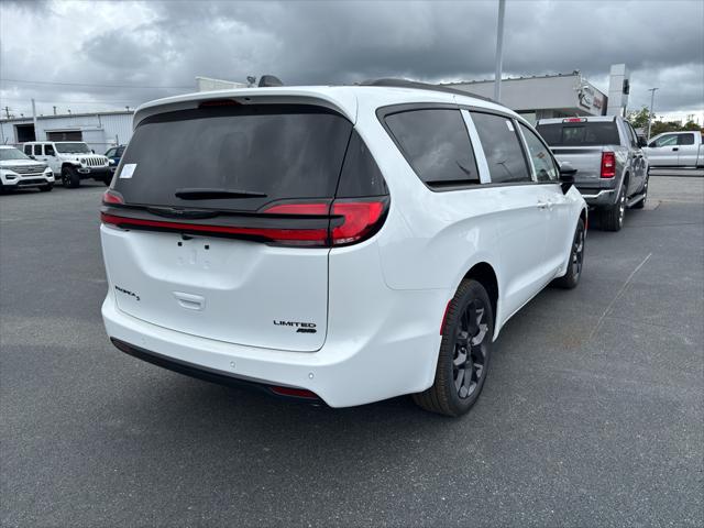 2026 Chrysler Pacifica PACIFICA LIMITED AWD