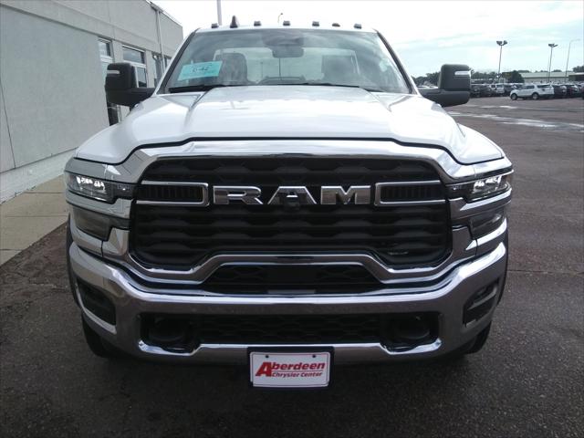 2026 RAM Ram 5500 Chassis Cab RAM 5500 TRADESMAN CHASSIS REGULAR CAB 4X4 84 CA 2026 RAM Ram 5500 Chassis Cab RAM 5500 TRADESMAN CHASSIS REGULAR CAB 4X4 84 CA