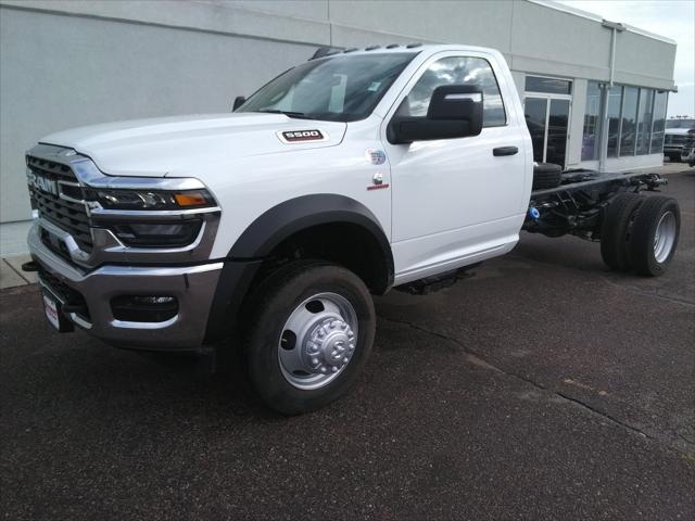 2026 RAM Ram 5500 Chassis Cab RAM 5500 TRADESMAN CHASSIS REGULAR CAB 4X4 84 CA 2026 RAM Ram 5500 Chassis Cab RAM 5500 TRADESMAN CHASSIS REGULAR CAB 4X4 84 CA