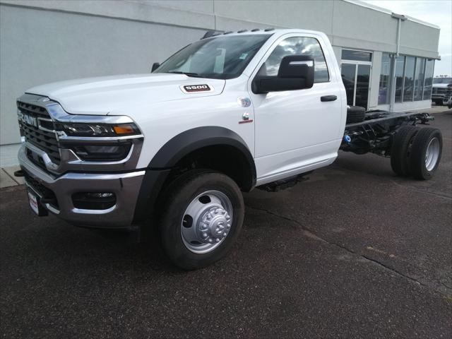 2026 RAM Ram 5500 Chassis Cab RAM 5500 TRADESMAN CHASSIS REGULAR CAB 4X4 84 CA 2026 RAM Ram 5500 Chassis Cab RAM 5500 TRADESMAN CHASSIS REGULAR CAB 4X4 84 CA