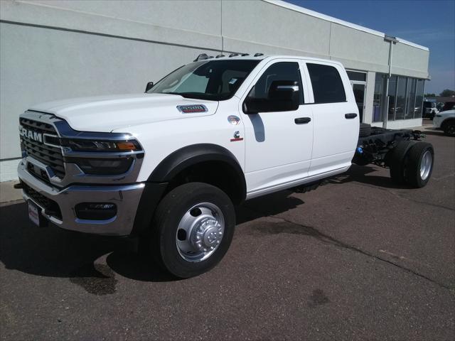 2026 RAM Ram 5500 Chassis Cab RAM 5500 TRADESMAN CHASSIS CREW CAB 4X4 84 CA