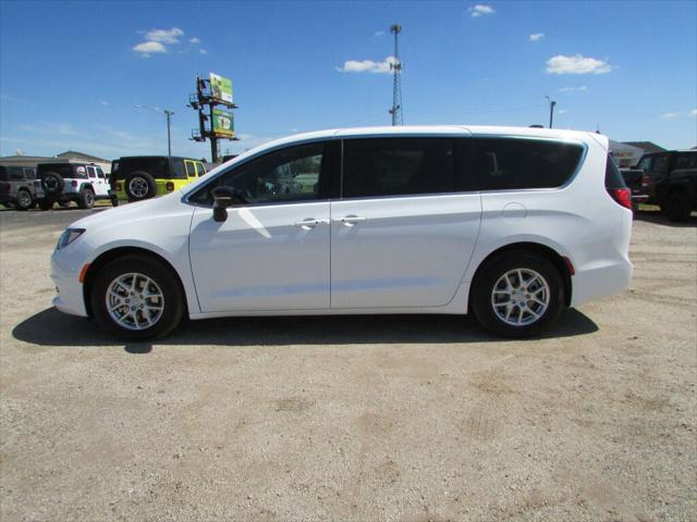 2026 Chrysler Voyager VOYAGER LX