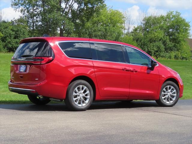 2026 Chrysler Pacifica PACIFICA SELECT AWD
