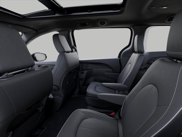 2026 Chrysler Pacifica Hybrid Unknown