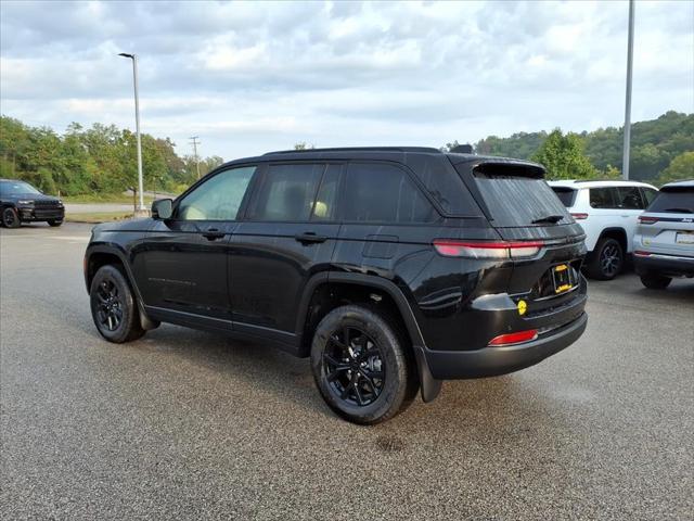 2025 Jeep Grand Cherokee GRAND CHEROKEE ALTITUDE 4X4 2025 Jeep Grand Cherokee GRAND CHEROKEE ALTITUDE 4X4