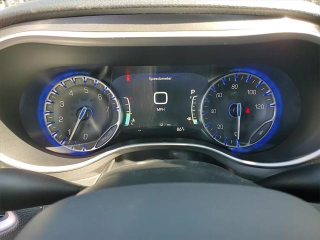 2026 Chrysler Pacifica Select AWD
