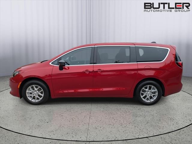 2026 Chrysler Voyager VOYAGER LX