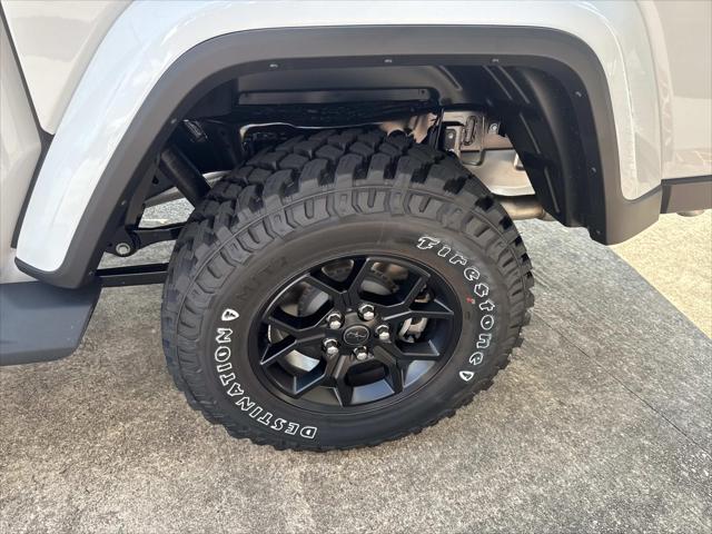 2025 Jeep Gladiator GLADIATOR HIGH TIDE 4X4