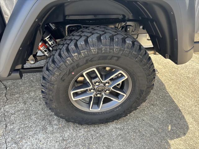 2025 Jeep Gladiator GLADIATOR MOJAVE 4X4