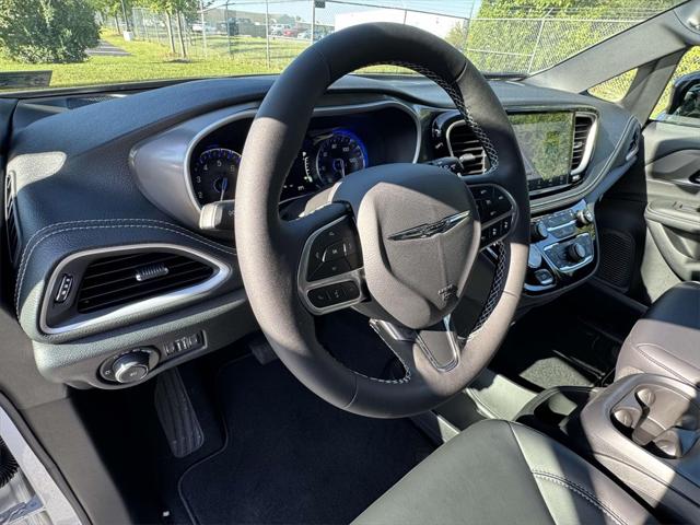 2026 Chrysler Pacifica PACIFICA SELECT 2026 Chrysler Pacifica PACIFICA SELECT