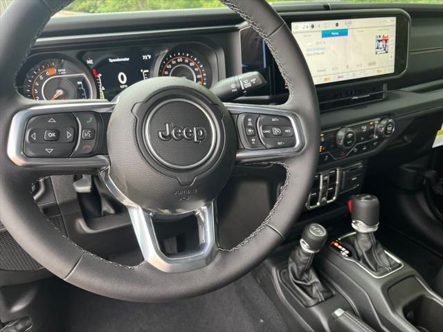 2025 Jeep Wrangler 4-Door Sahara 4x4