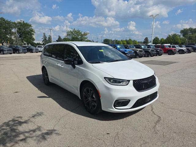 2026 Chrysler Pacifica PACIFICA SELECT 2026 Chrysler Pacifica PACIFICA SELECT