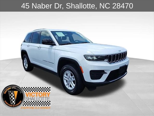 2023 Jeep Grand Cherokee Laredo 4x4