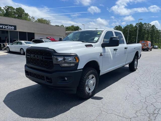 2024 RAM 3500 Tradesman Crew Cab 4x4 8 Box