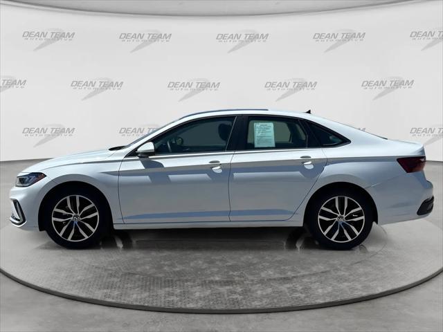 2025 Volkswagen Jetta 1.5T SE