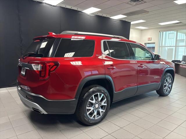2023 GMC Acadia AWD SLT