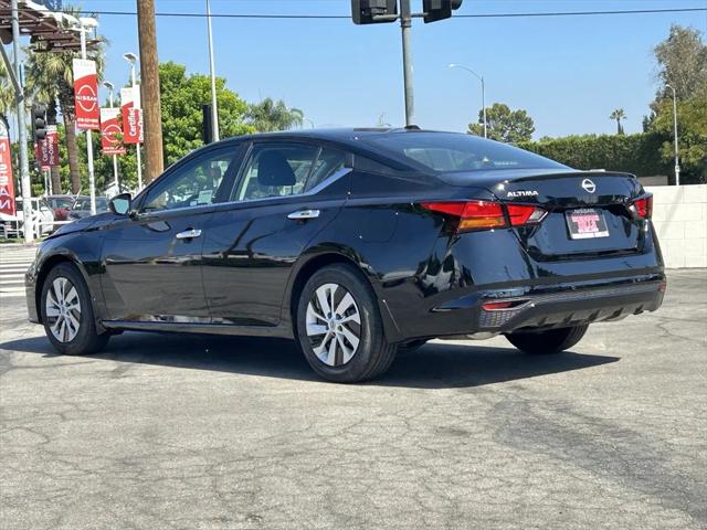 2025 Nissan Altima S FWD
