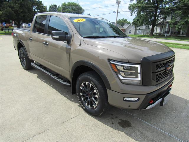 2021 Nissan TITAN Crew Cab PRO-4X 4x4