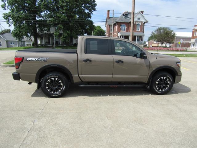 2021 Nissan TITAN Crew Cab PRO-4X 4x4