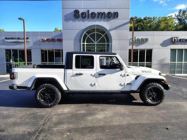 2021 Jeep Gladiator Willys 4x4 2021 Jeep Gladiator Willys 4x4