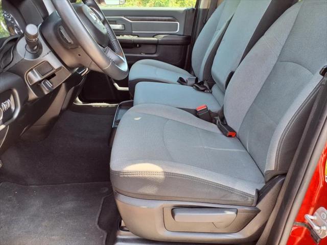 2020 RAM 3500 Big Horn Crew Cab 4x4 8 Box