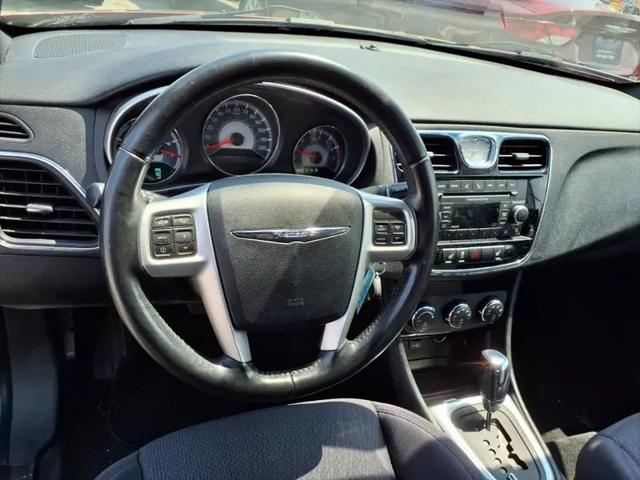 2012 Chrysler 200 Touring