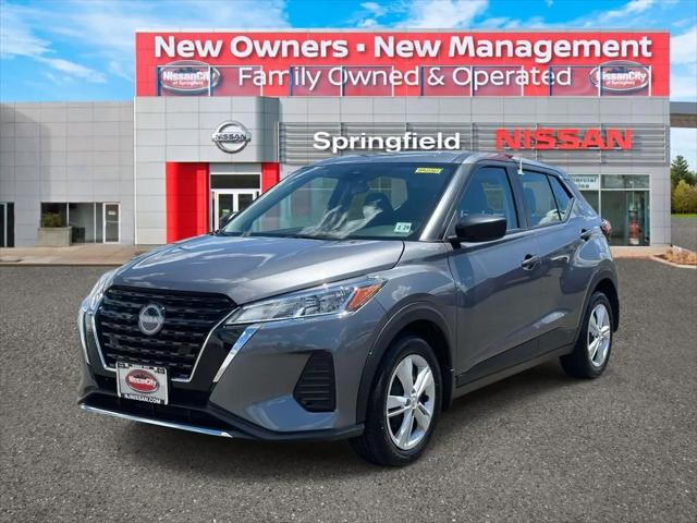 2024 Nissan Kicks S Xtronic CVT