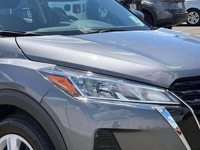 2024 Nissan Kicks S Xtronic CVT