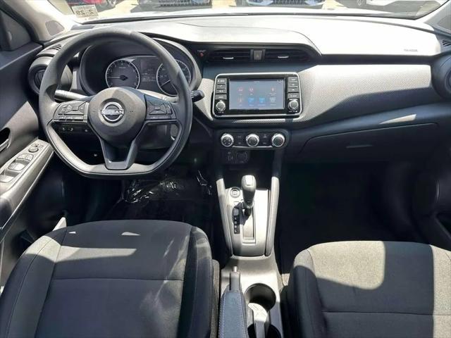 2024 Nissan Kicks S Xtronic CVT