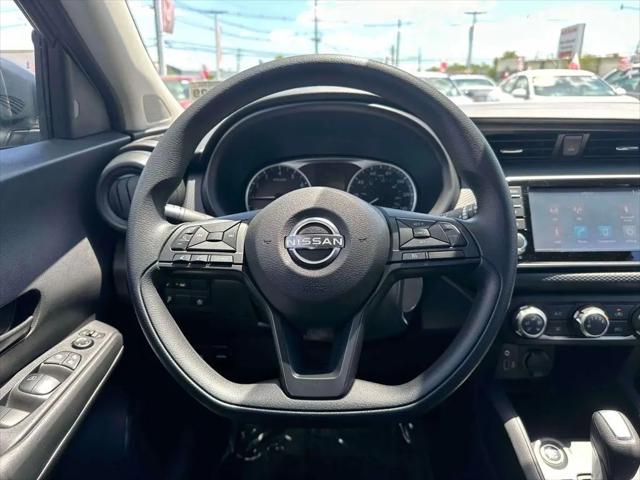2024 Nissan Kicks S Xtronic CVT