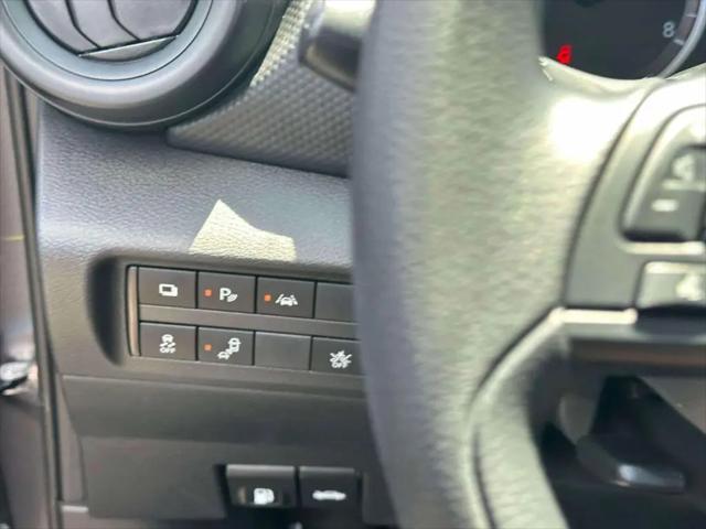 2024 Nissan Kicks S Xtronic CVT