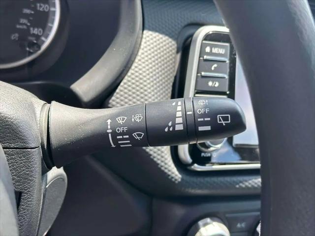 2024 Nissan Kicks S Xtronic CVT