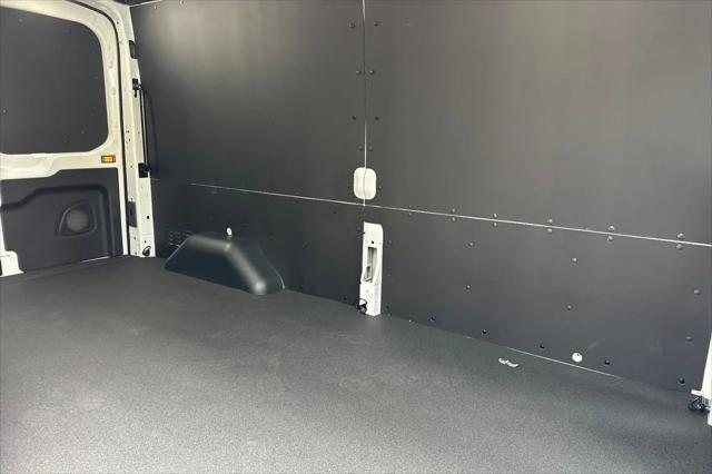 2025 Ford E-Transit-350 Cargo T-350