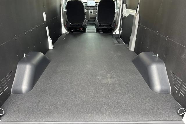 2025 Ford E-Transit-350 Cargo T-350