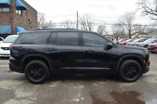 2024 Chevrolet Traverse FWD LT