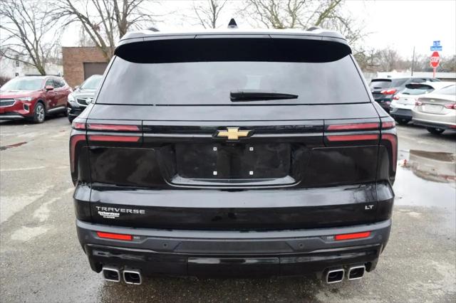 2024 Chevrolet Traverse FWD LT