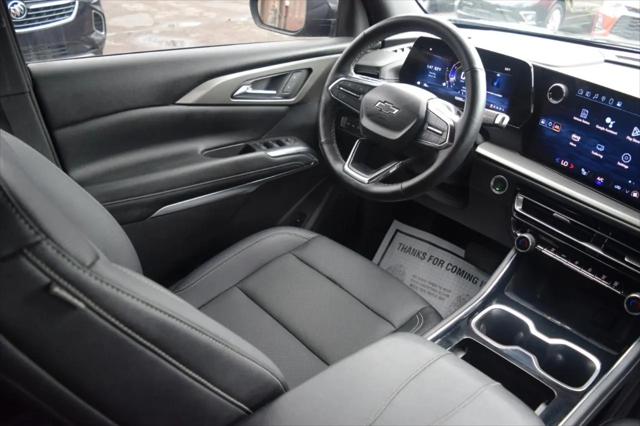 2024 Chevrolet Traverse FWD LT