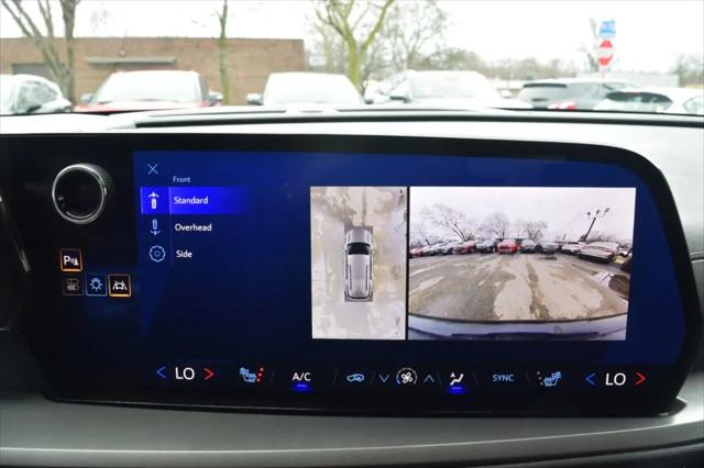 2024 Chevrolet Traverse FWD LT