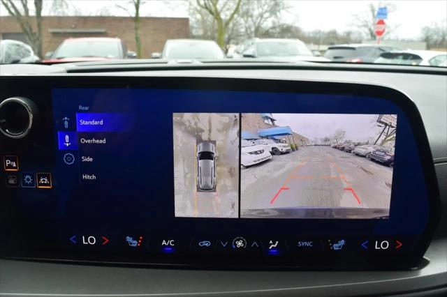 2024 Chevrolet Traverse FWD LT