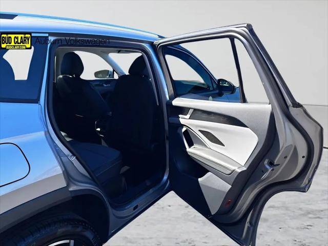 2025 Volkswagen Tiguan 2.0T SE