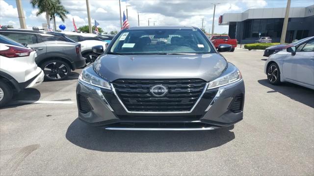 2025 Nissan Kicks S