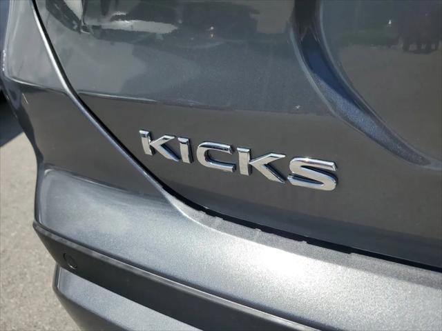 2025 Nissan Kicks S