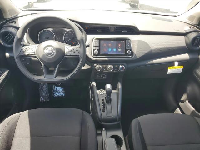 2025 Nissan Kicks S