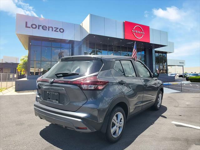 2025 Nissan Kicks S