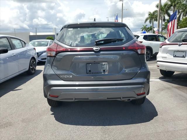 2025 Nissan Kicks S