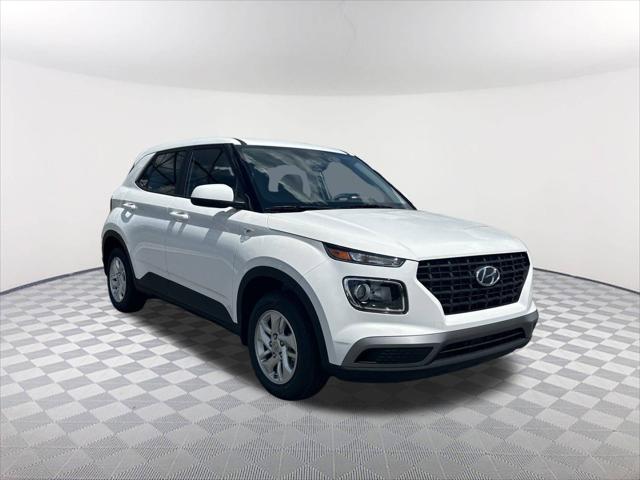 2025 Hyundai Venue SE
