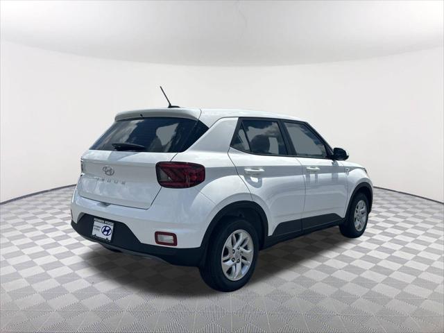 2025 Hyundai Venue SE