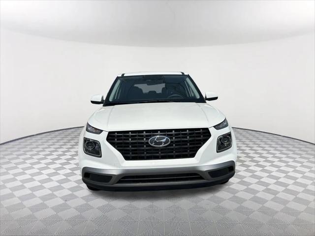 2025 Hyundai Venue SE