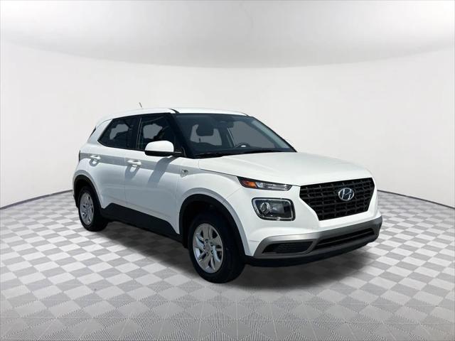 2025 Hyundai Venue SE